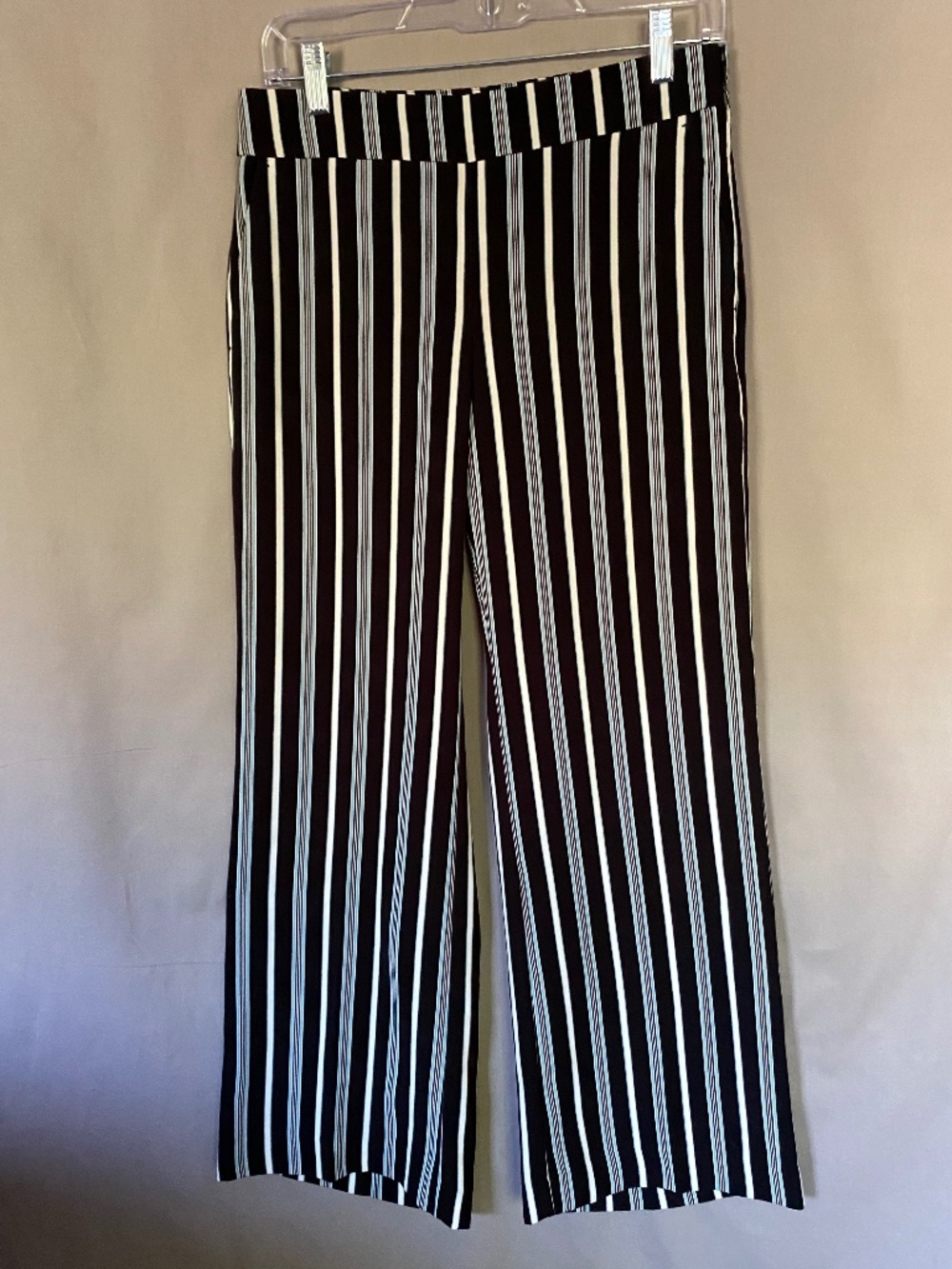 Ann Taylor Petite Wide Leg Pants in Black, Blue & White, Size 2P (New)